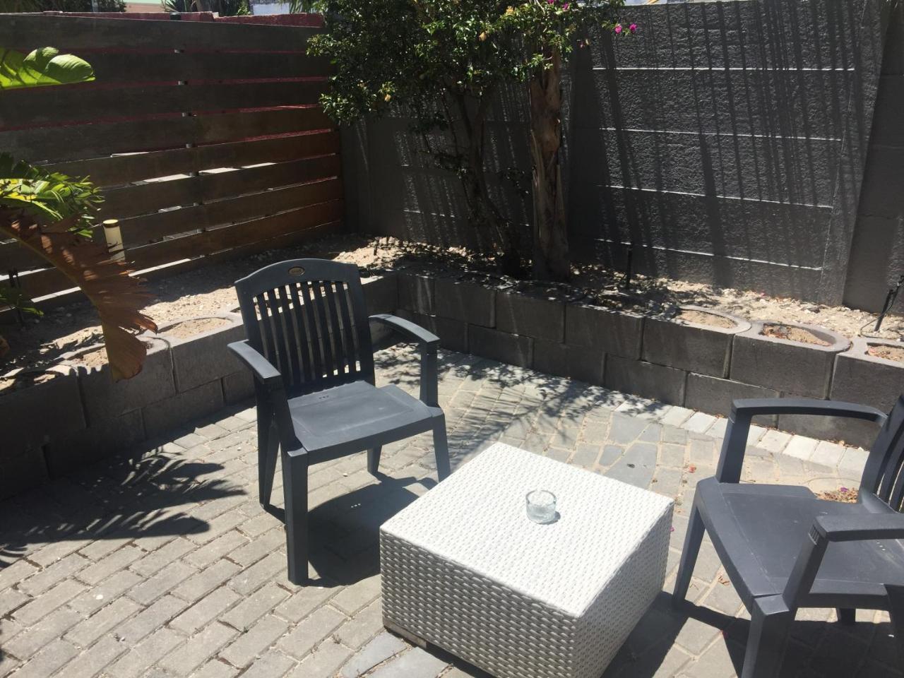 Capetown 4U Guesthouse Bloubergstrand Zewnętrze zdjęcie
